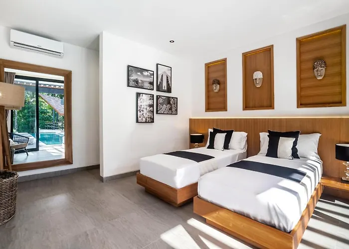 Villa Hanuman Teges By Balisuperhost
