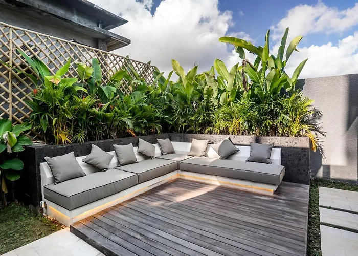 Villa Hanuman Teges By Balisuperhost